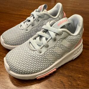 Adidas toddler girls size 7 sneakers.